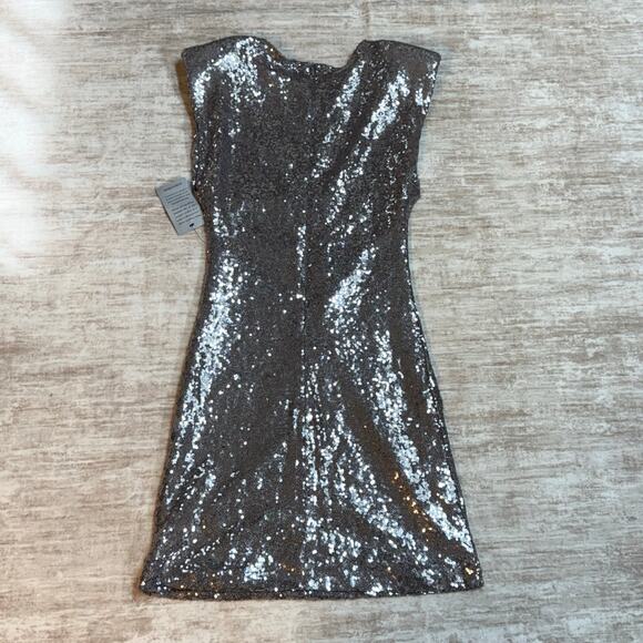 ASTR the Label Women’s Small Silver Sequin Sleeveless Dress Disco Party Cocktail - Picture 6 of 9